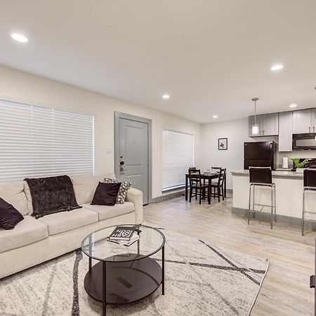 Trendy Midtown Apt, Walk To Shops & Sites, Pets Ok Хюстън Екстериор снимка