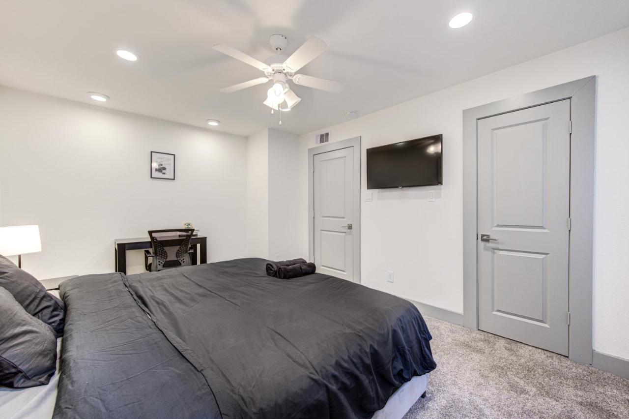 Trendy Midtown Apt, Walk To Shops & Sites, Pets Ok Хюстън Екстериор снимка