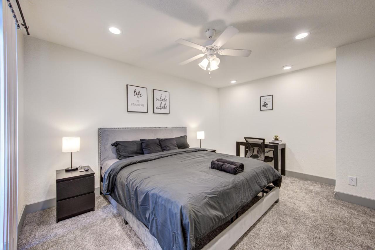 Trendy Midtown Apt, Walk To Shops & Sites, Pets Ok Хюстън Екстериор снимка