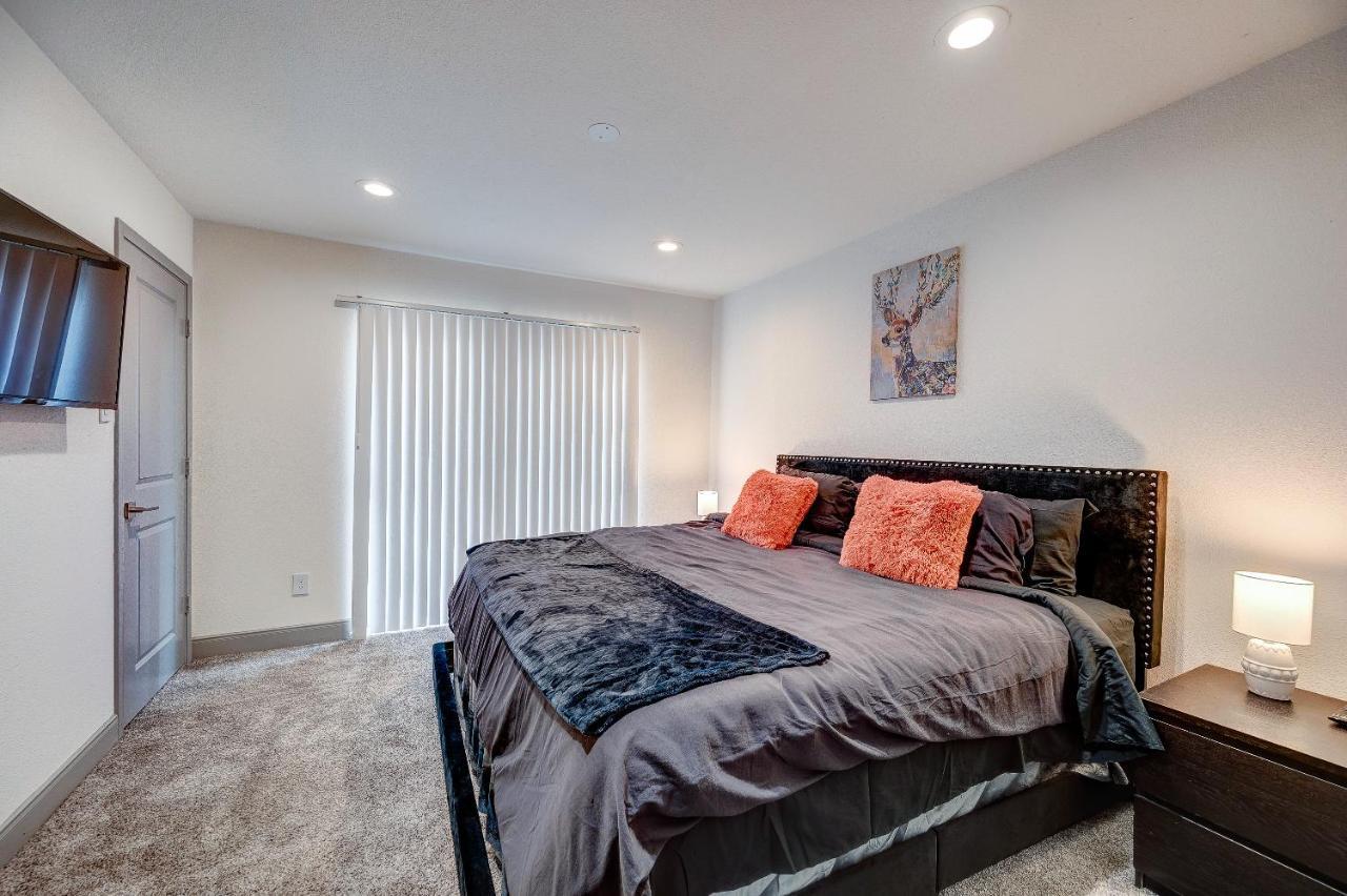 Trendy Midtown Apt, Walk To Shops & Sites, Pets Ok Хюстън Екстериор снимка