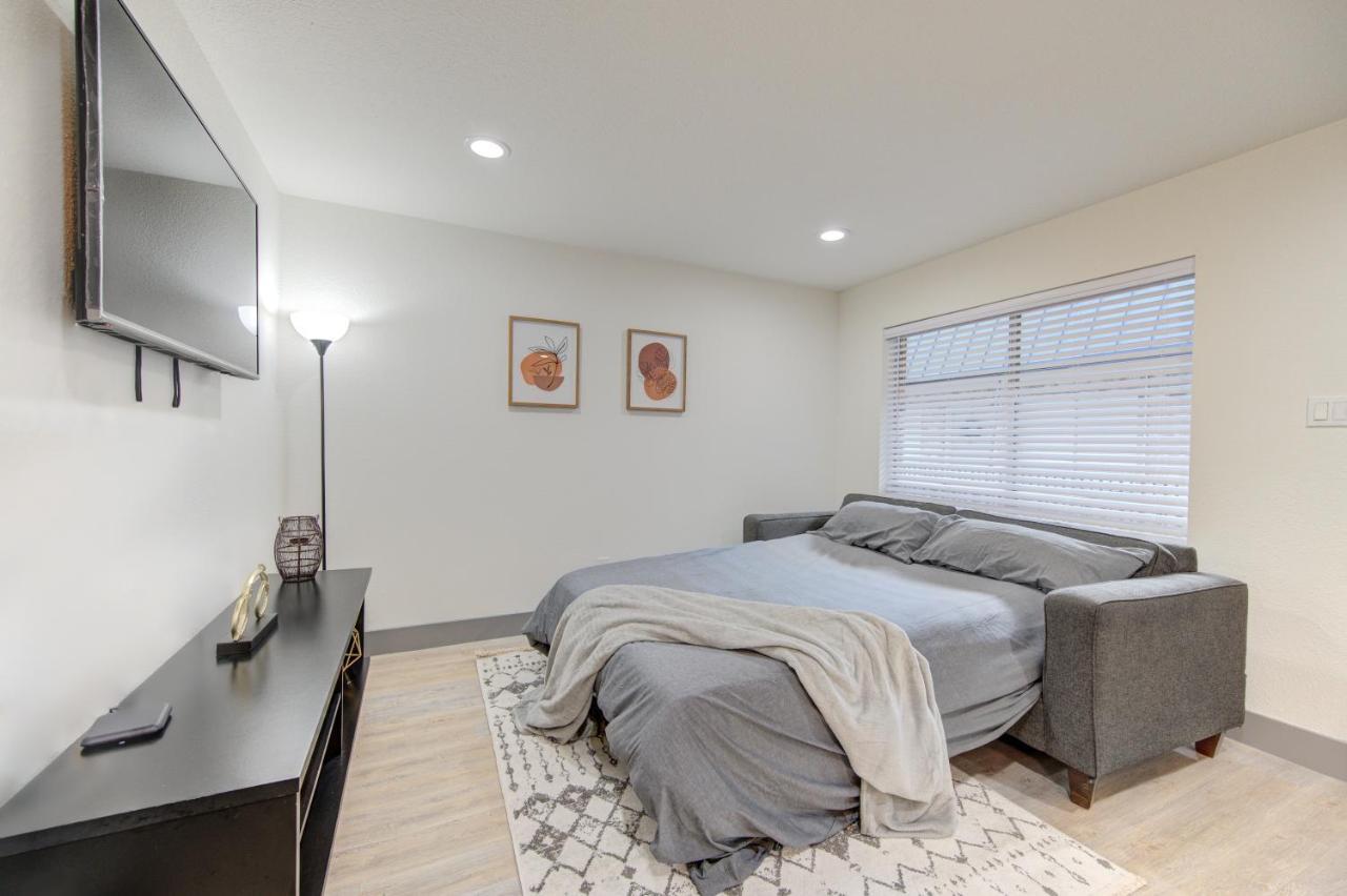 Trendy Midtown Apt, Walk To Shops & Sites, Pets Ok Хюстън Екстериор снимка